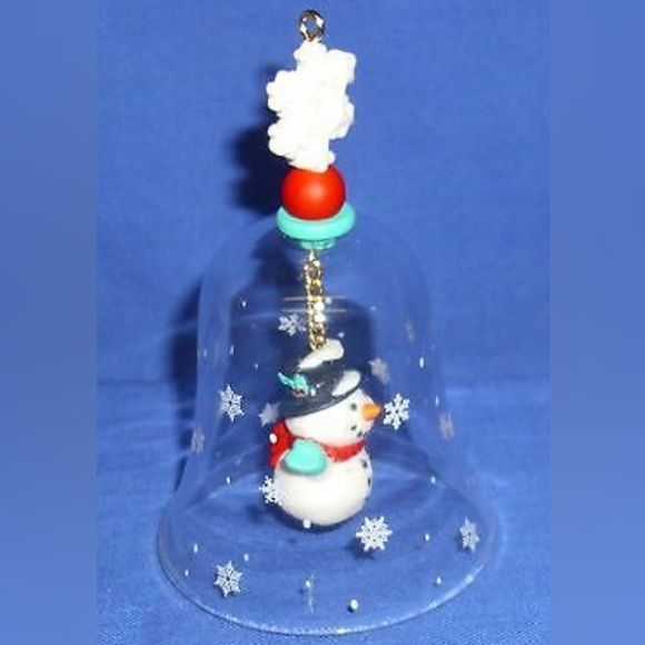 Hallmark Ornament Forecast for Fun 1999 Snowman in Glass Bell Snowflakes nib - Picture 3 of 4